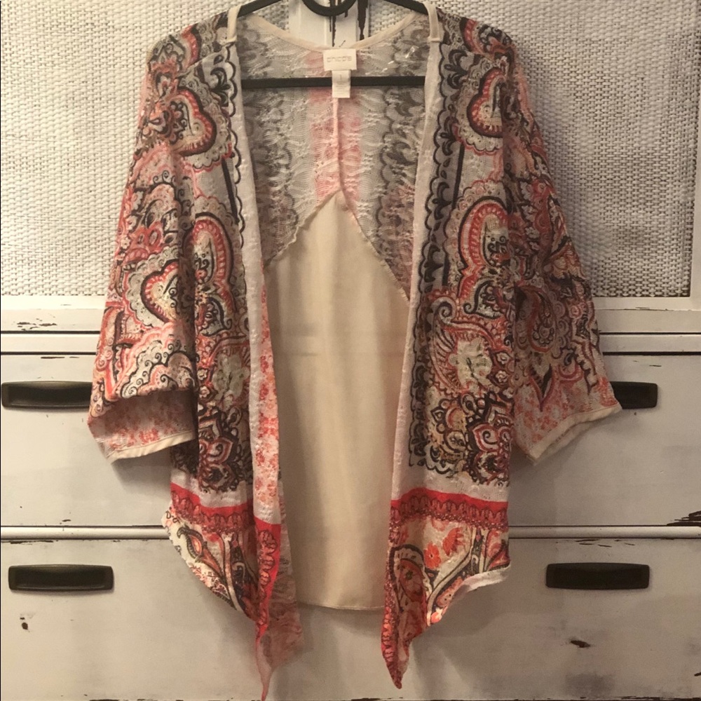 Chico’s orange and tan open front top